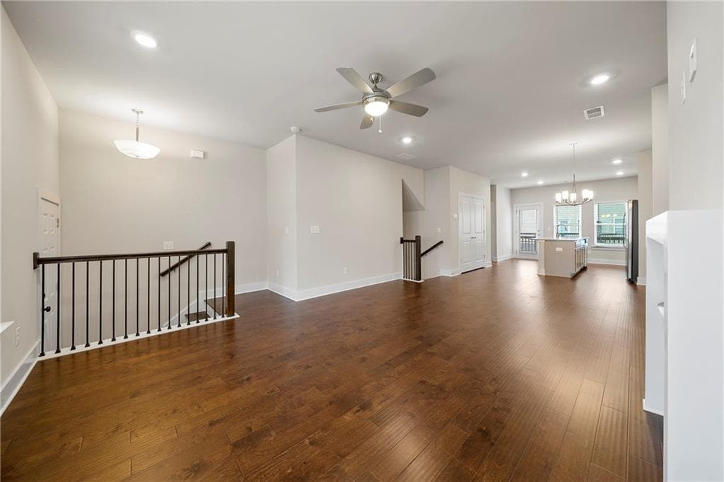 4 bedroom, 4 bathroom, 2,000 sq ft townhouse for rent at 3761 Oxford Circle, Atlanta, GA 30340 for $2,895 a month — photo 2