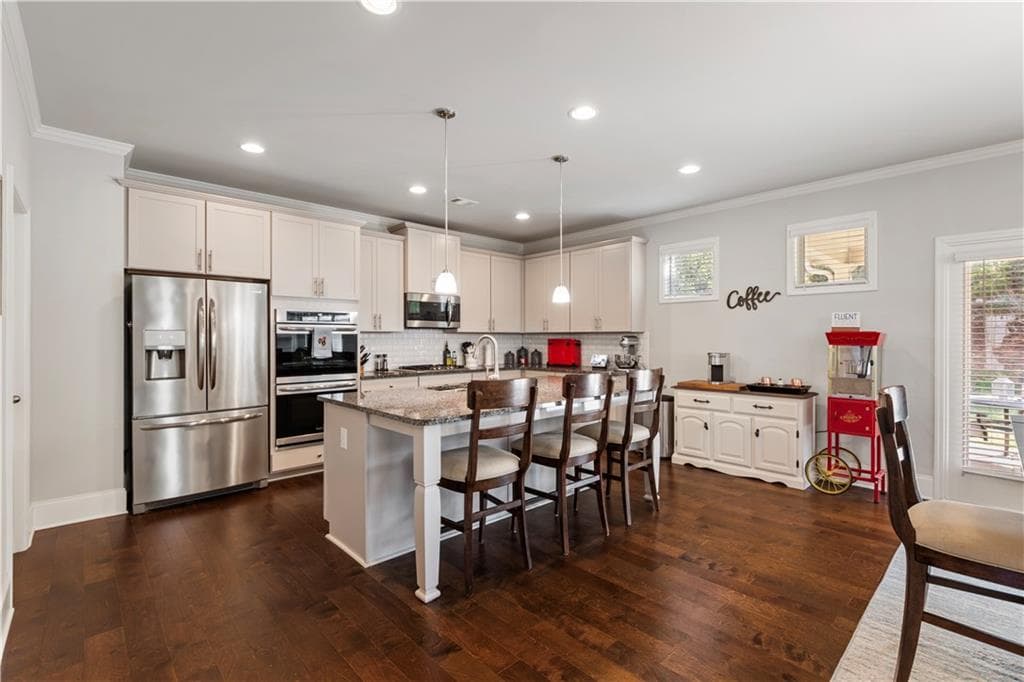 4 bedroom, 4 bathroom, 3,026 sq ft single family residence for sale at 205 Orchard Trail, Canton, GA 30115 — photo 8