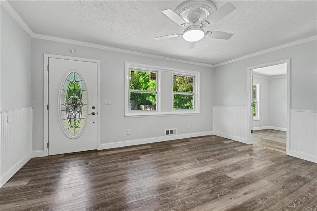 6 bedroom, 3 bathroom single family residence for sale at 7348 Mockingbird Trail, Riverdale, GA 30274 — photo 4