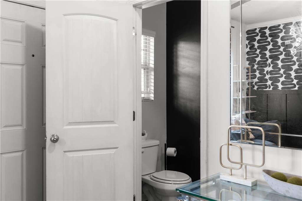 4 bedroom, 3 bathroom, 2,436 sq ft single family residence for sale at 210 Silver Willow Walk, Covington, GA 30016 — photo 9