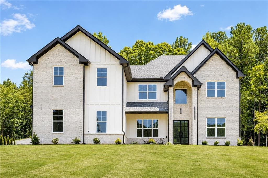 4 bedroom, 4 bathroom, 4,200 sq ft single family residence for sale at 187 Chariot Court, Jefferson, GA 30549 — photo 2