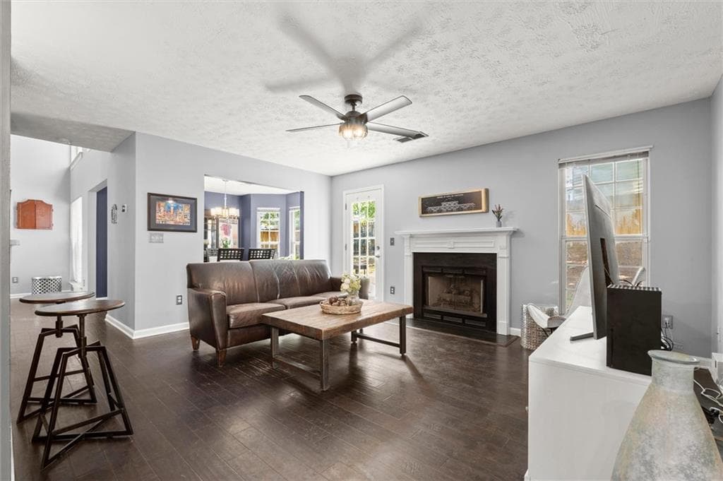 3 bedroom, 3 bathroom, 2,052 sq ft single family residence under contract at 3490 Parkbrooke Lane, Duluth, GA 30096 — photo 10