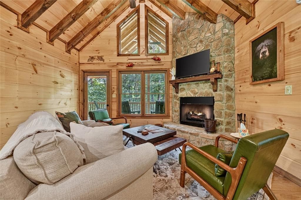 2 bedroom, 2 bathroom, 888 sq ft single family residence for sale at 261 Frosty Mountain Trail, Ellijay, GA 30536 — photo 4
