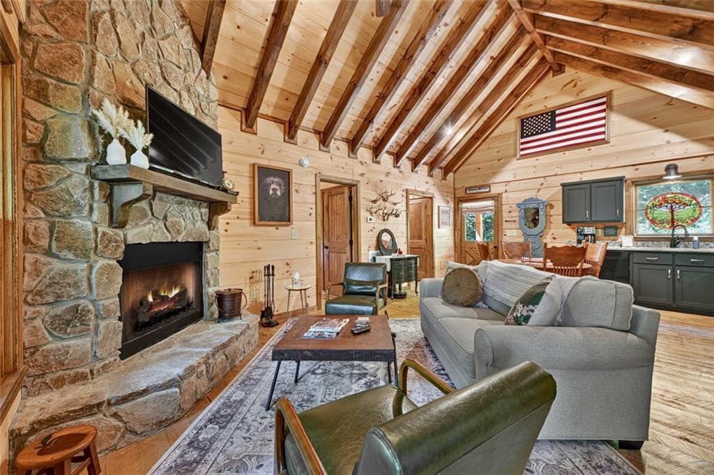 2 bedroom, 2 bathroom, 888 sq ft single family residence for sale at 261 Frosty Mountain Trail, Ellijay, GA 30536 — photo 6