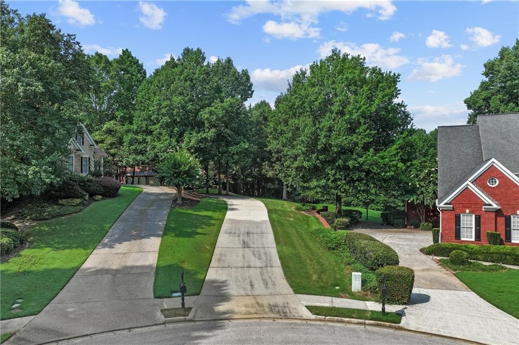6 bedroom, 5 bathroom, 3,791 sq ft single family residence for sale at 175 Timber Creek Lane, Acworth, GA 30101 — photo 7
