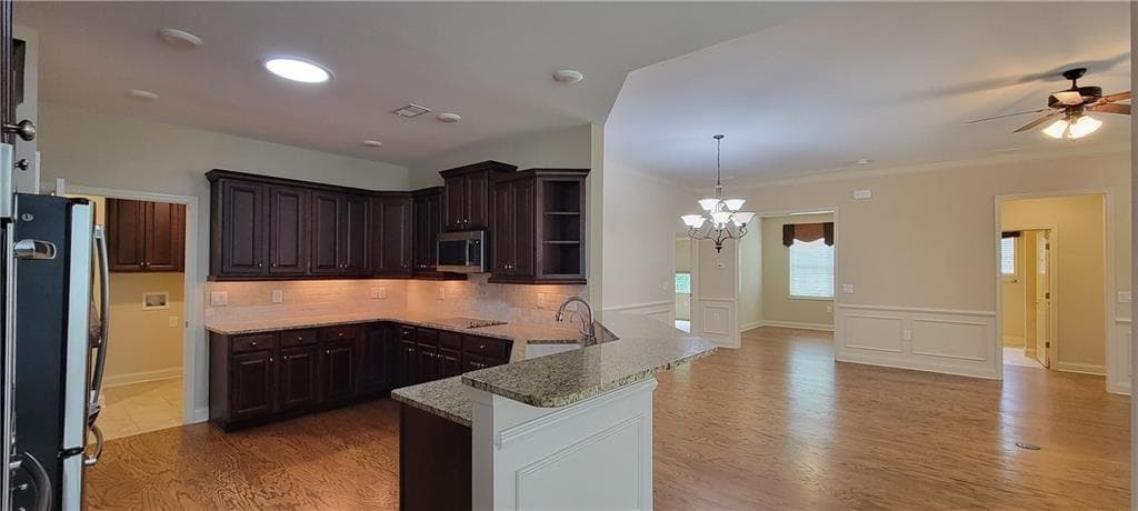 3 bedroom, 3 bathroom, 2,385 sq ft condominium for sale at 4565 Flycatcher Drive 202, Alpharetta, GA 30004 — photo 4