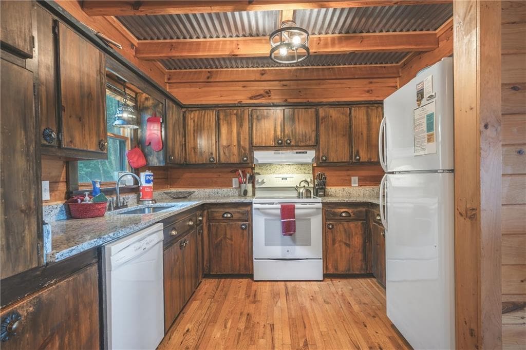 3 bedroom, 3 bathroom, 2,100 sq ft single family residence for sale at 88 Down Yonder Road, Morganton, GA 30560 — photo 7
