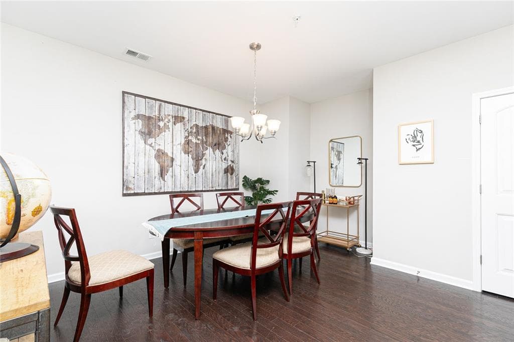 3 bedroom, 3 bathroom, 2,055 sq ft townhouse for sale at 584 Bright Street, Marietta, GA 30064 — photo 7