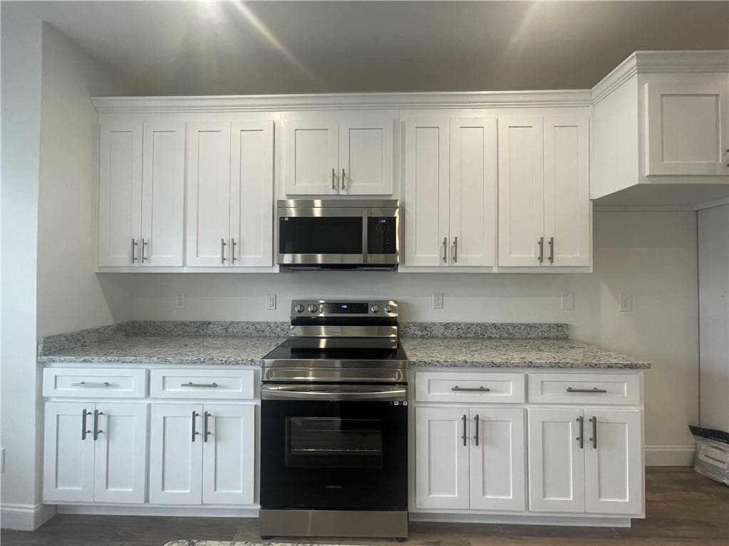 4 bedroom, 4 bathroom townhouse for rent at 4034 Oak glenn Drive, Duluth, GA 30096 for $2,600 a month — photo 5