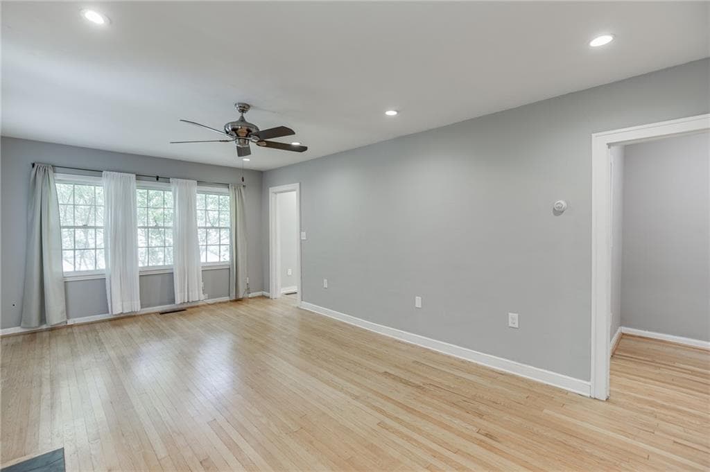 2 bedroom, 1 bathroom, 1,400 sq ft single family residence for sale at 2657 Old Norcross Road, Tucker, GA 30084 — photo 6