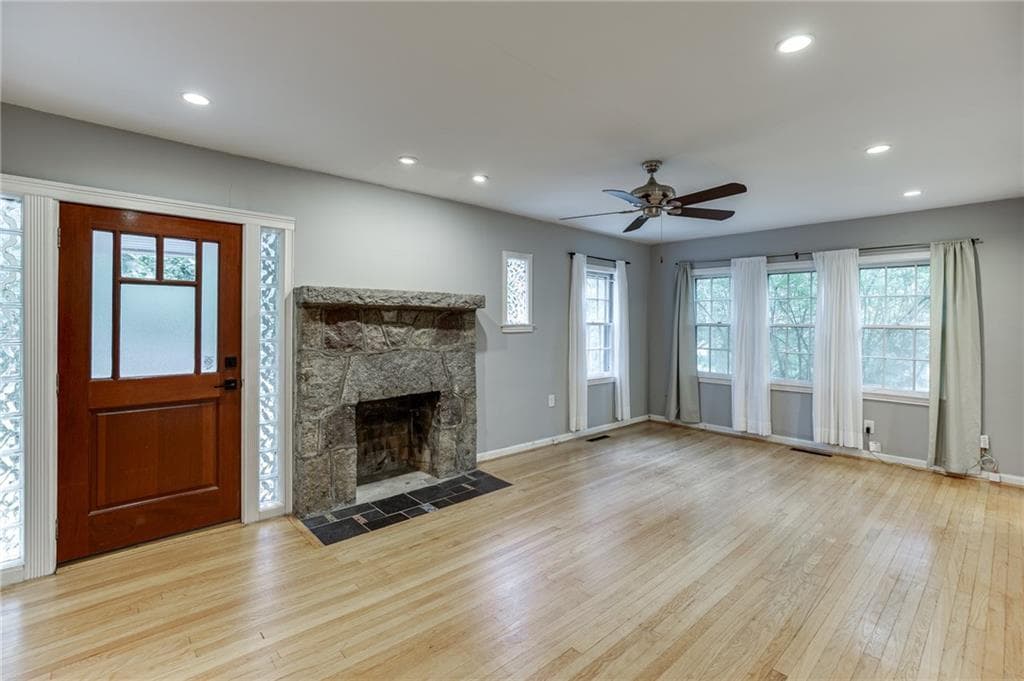 2 bedroom, 1 bathroom, 1,400 sq ft single family residence for sale at 2657 Old Norcross Road, Tucker, GA 30084 — photo 7