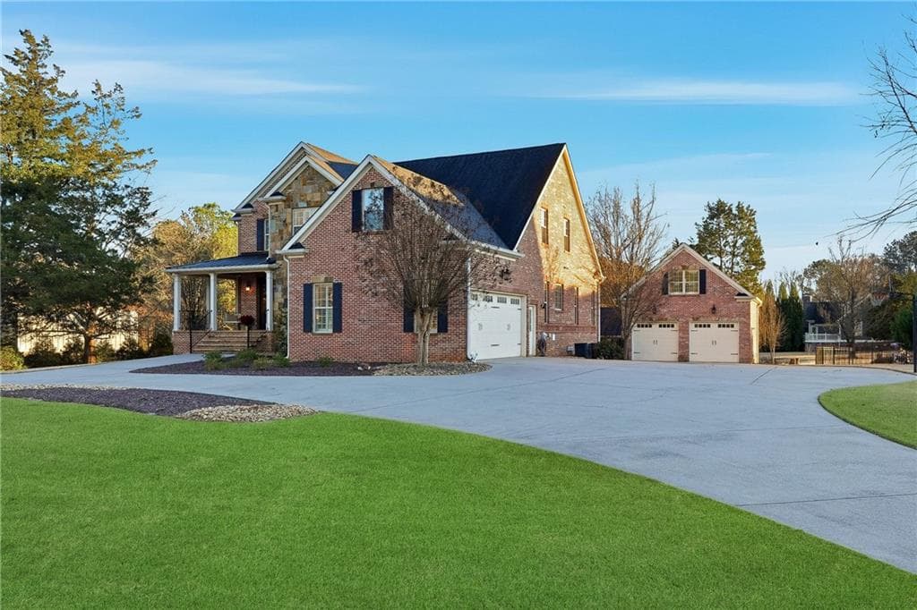 5 bedroom, 5 bathroom, 5,426 sq ft single family residence for sale at 18 Starlight Drive, Cartersville, GA 30121