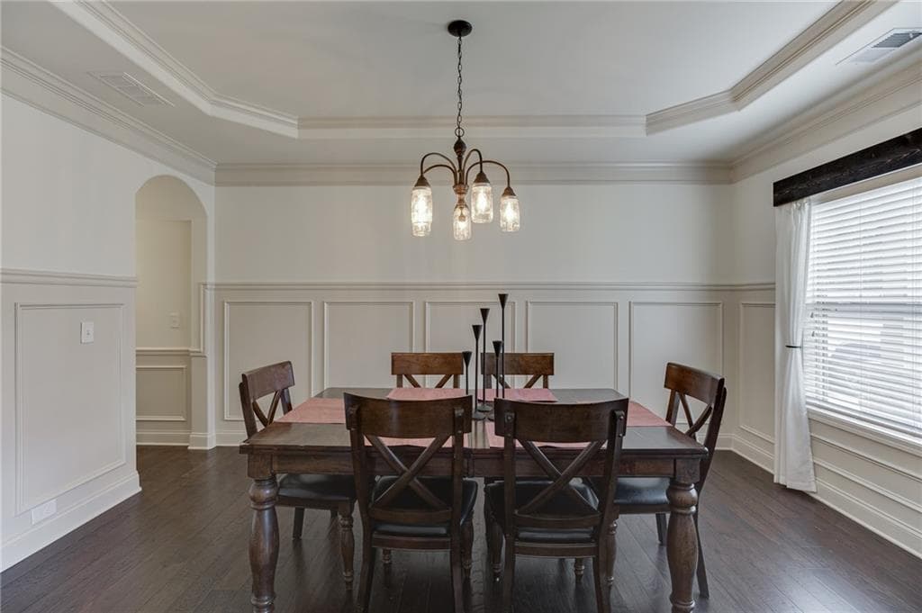 6 bedroom, 5 bathroom, 4,630 sq ft single family residence for sale at 4820 Rockingham Run, Cumming, GA 30040 — photo 5