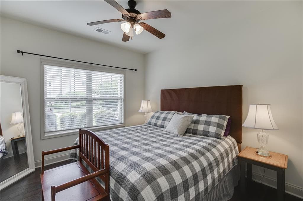 6 bedroom, 5 bathroom, 4,630 sq ft single family residence for sale at 4820 Rockingham Run, Cumming, GA 30040 — photo 9