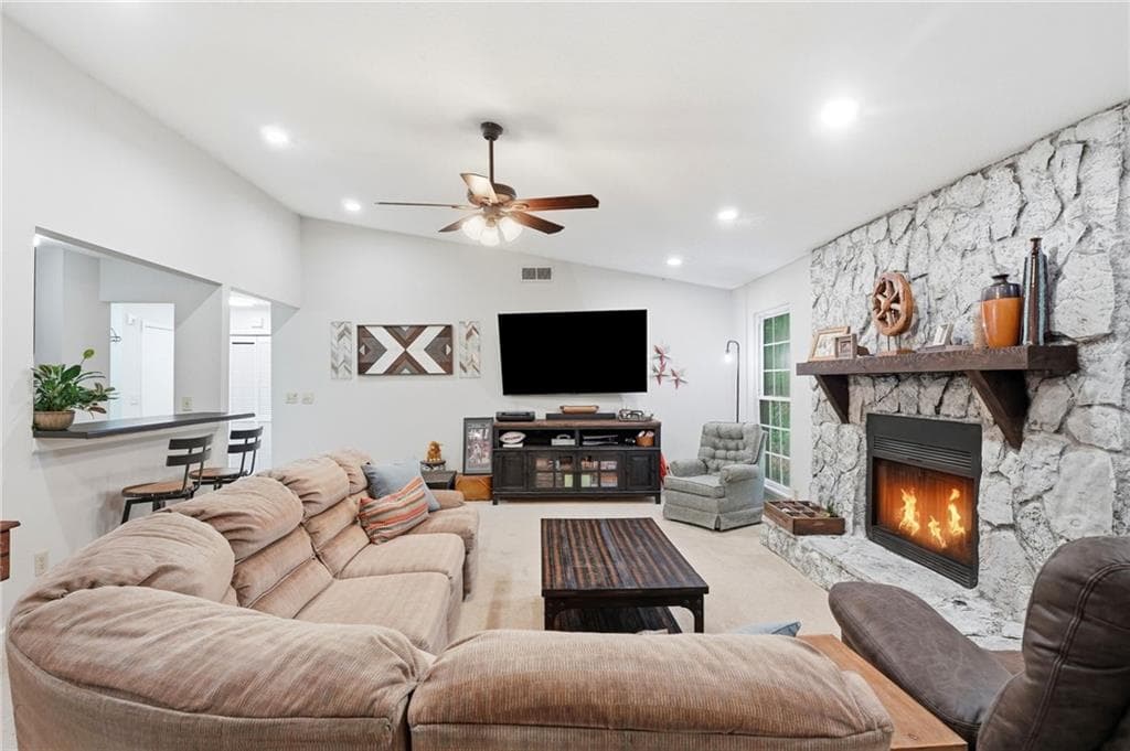 3 bedroom, 2 bathroom, 1,651 sq ft single family residence for sale at 4738 Jamerson Forest Circle, Marietta, GA 30066 — photo 8