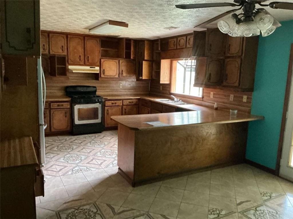 4 bedroom, 4 bathroom single family residence for sale at 125 Bob White Drive, Stockbridge, GA 30281 — photo 9