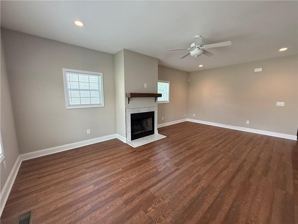 3 bedroom, 2 bathroom single family residence for rent at 519 Liberty Park Drive, Gainesville, GA 30501 for $1,895 a month — photo 3