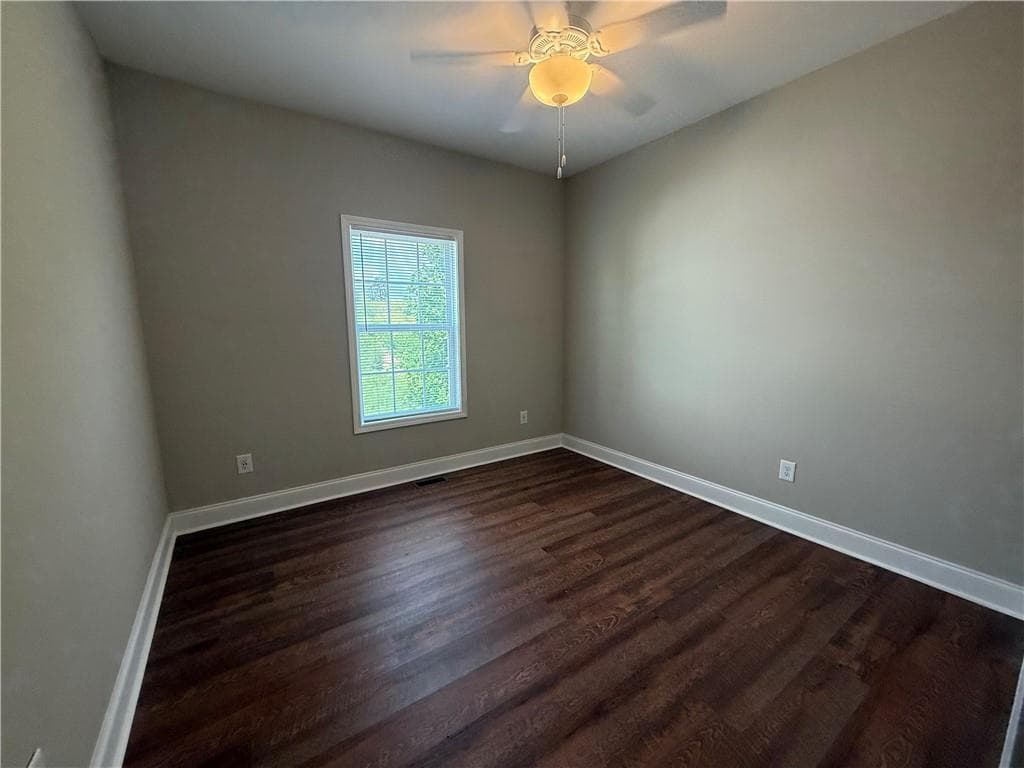 3 bedroom, 2 bathroom single family residence for rent at 519 Liberty Park Drive, Gainesville, GA 30501 for $1,895 a month — photo 7