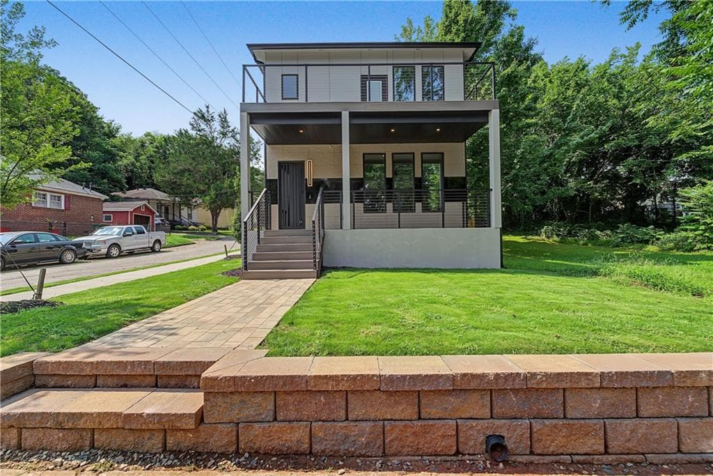 3 bedroom, 3 bathroom, 2,800 sq ft single family residence for sale at 268 Delevan Street, Atlanta, GA 30315 — photo 2