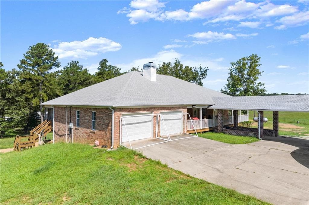 3 bedroom, 3 bathroom, 4,200 sq ft single family residence for sale at 788 Nesbit Loop, Resaca, GA 30735