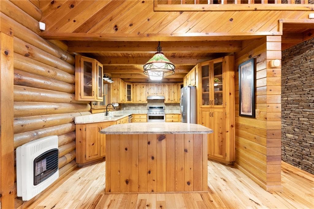 4 bedroom, 4 bathroom, 3,696 sq ft single family residence for sale at 1401 Adair Mill Road, Cleveland, GA 30528 — photo 6