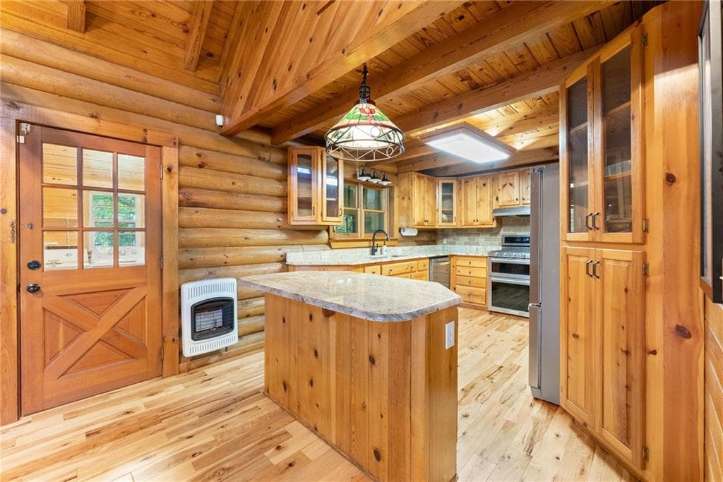 4 bedroom, 4 bathroom, 3,696 sq ft single family residence for sale at 1401 Adair Mill Road, Cleveland, GA 30528 — photo 7