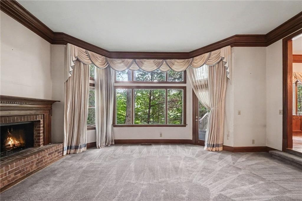 5 bedroom, 5 bathroom, 5,032 sq ft single family residence for sale at 6415 River Chase Circle, Sandy Springs, GA 30328 — photo 8