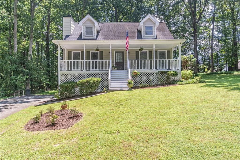 3 bedroom, 2 bathroom single family residence for rent at 5747 Starboard Court, Buford, GA 30518 for $2,350 a month — photo 1 of 44