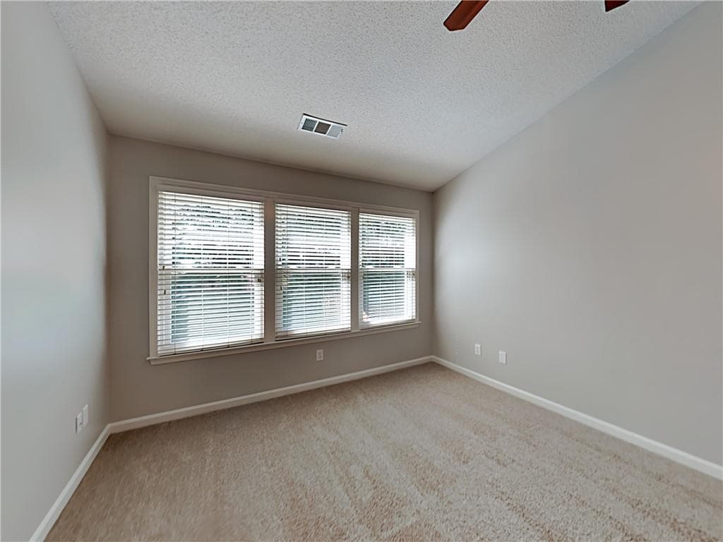 3 bedroom, 3 bathroom, 1,436 sq ft single family residence for sale at 1627 Heyford Circle, Kennesaw, GA 30152 — photo 9