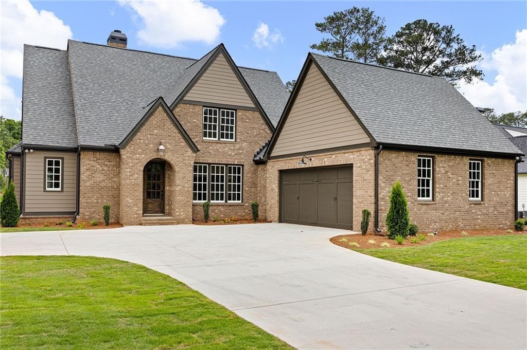 4 bedroom, 4 bathroom, 2,763 sq ft single family residence for sale at 1818 Maple Street, Carrollton, GA 30117 — photo 2