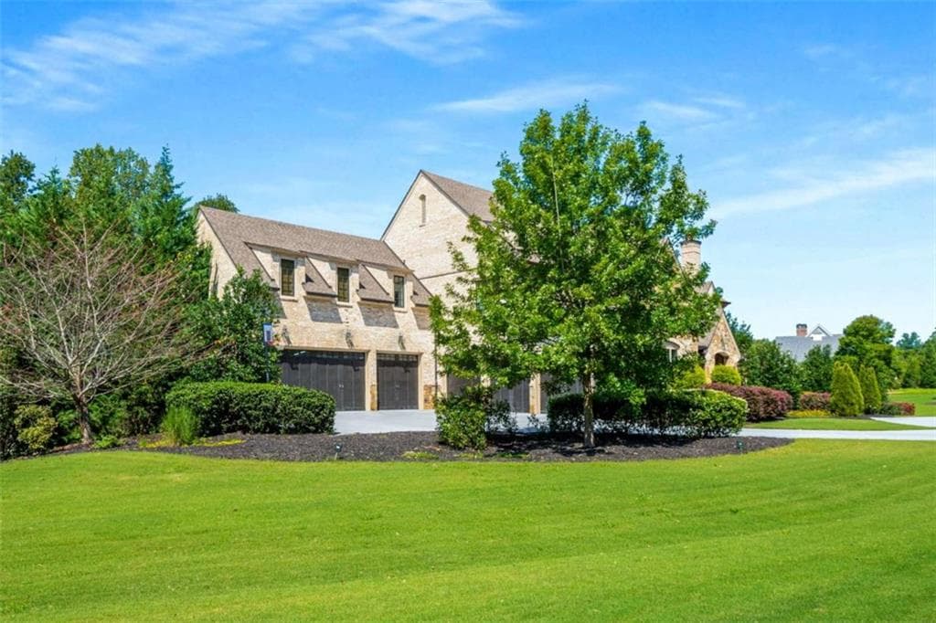 5 bedroom, 9 bathroom, 12,807 sq ft single family residence for sale at 2340 Thisel Down Drive, Statham, GA 30666 — photo 9
