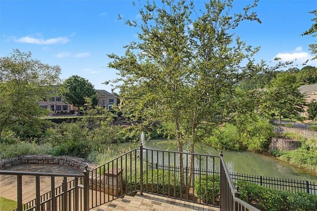 4 bedroom, 5 bathroom, 4,860 sq ft single family residence for sale at 1067 Merrivale Chase, Roswell, GA 30075 — photo 5