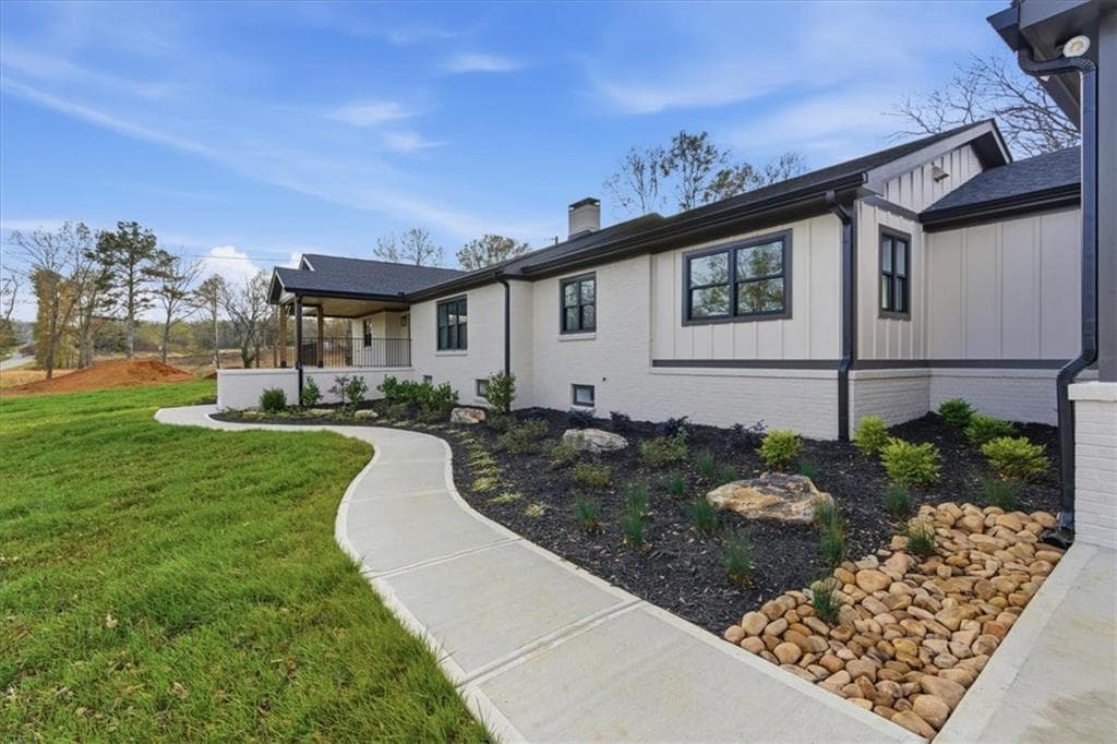 3 bedroom, 3 bathroom, 2,970 sq ft single family residence for sale at 32 Church Street, Taylorsville, GA 30178 — photo 8
