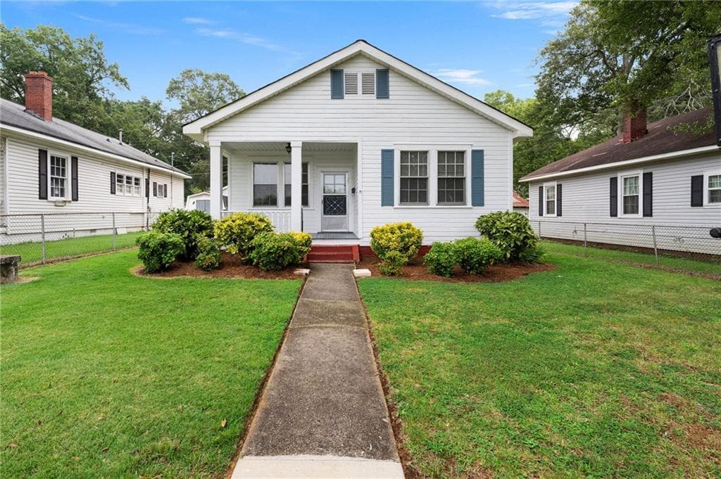 2 bedroom, 1 bathroom, 1,064 sq ft single family residence sold at 3 Litchfield Street, Cartersville, GA 30120