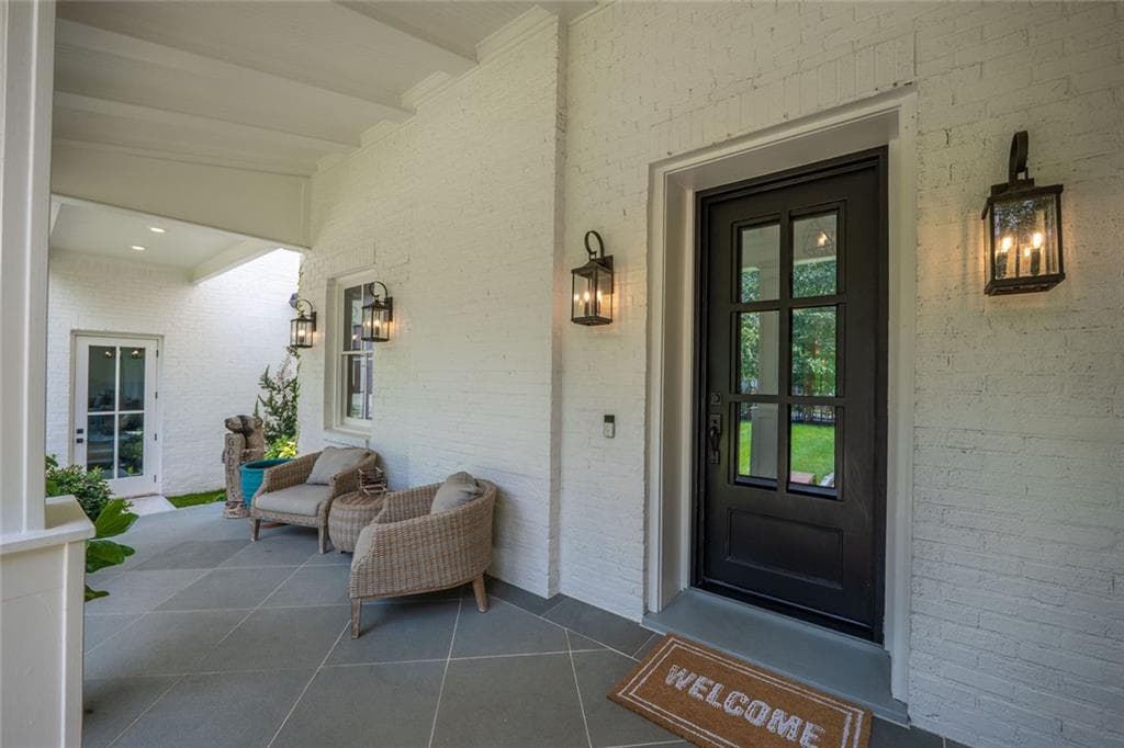 5 bedroom, 5 bathroom, 5,525 sq ft single family residence for sale at 3882 Wieuca Road, Atlanta, GA 30342 — photo 7
