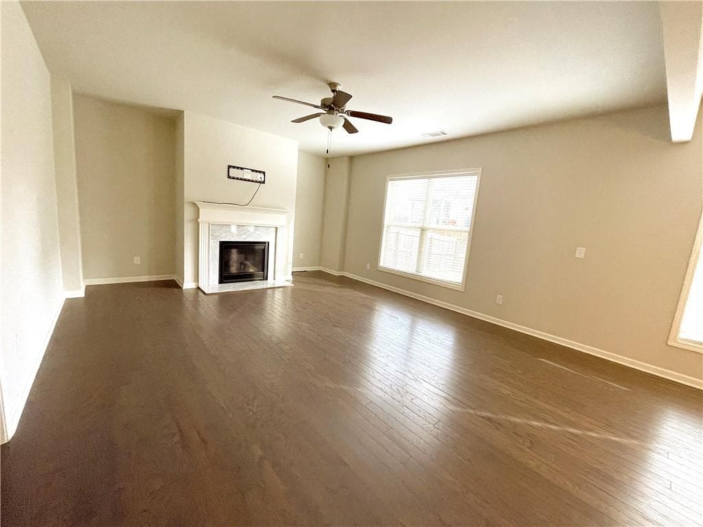 4 bedroom, 4 bathroom, 3,008 sq ft single family residence for rent at 5775 Rialto Way, Cumming, GA 30040 for $2,450 a month — photo 7