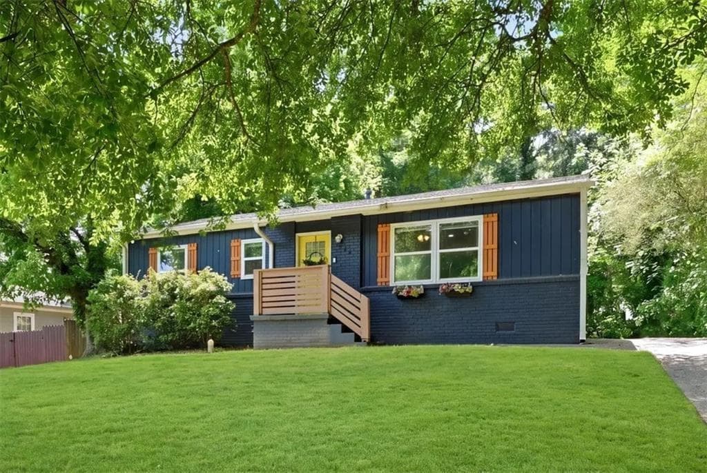 3 bedroom, 2 bathroom, 1,000 sq ft single family residence for rent at 923 Redford Drive, Atlanta, GA 30315 for $1,950 a month — photo 2