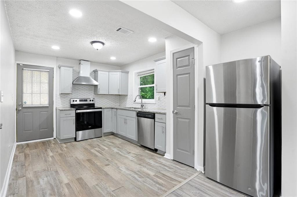 3 bedroom, 2 bathroom, 1,000 sq ft single family residence for rent at 923 Redford Drive, Atlanta, GA 30315 for $1,950 a month — photo 7