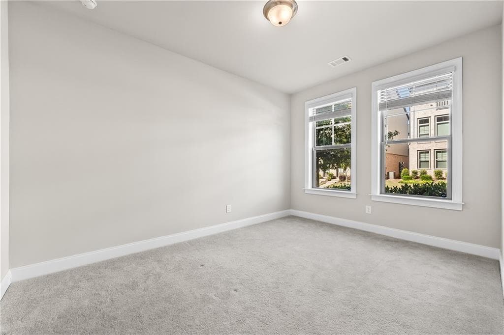 3 bedroom, 4 bathroom, 2,340 sq ft townhouse for sale at 2423 Figaro Drive, Atlanta, GA 30339 — photo 4