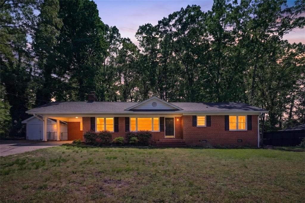 3 bedroom, 2 bathroom, 1,433 sq ft single family residence for sale at 234 N 5th Avenue, Winder, GA 30680 — photo 5