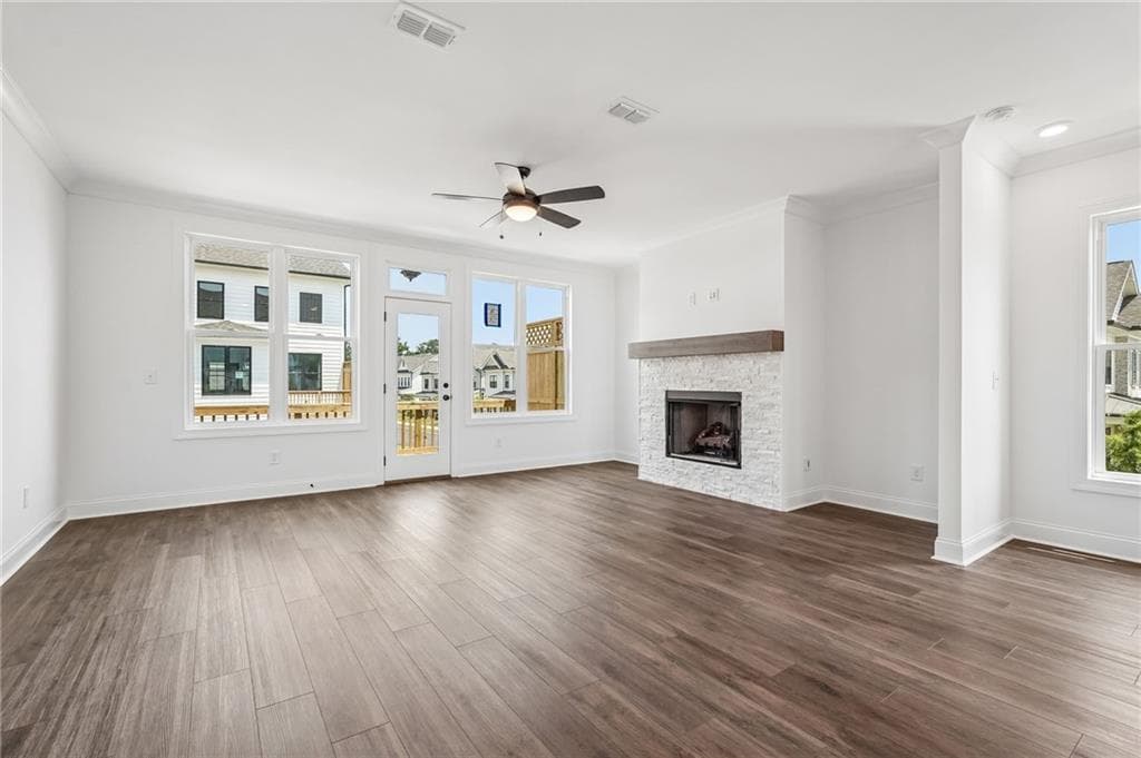 3 bedroom, 4 bathroom, 1,893 sq ft townhouse for sale at 4201 Millcroft Place 220, Buford, GA 30518 — photo 6