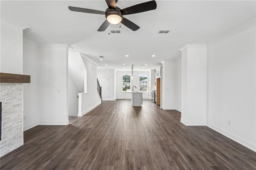 3 bedroom, 4 bathroom, 1,893 sq ft townhouse for sale at 4201 Millcroft Place 220, Buford, GA 30518 — photo 10