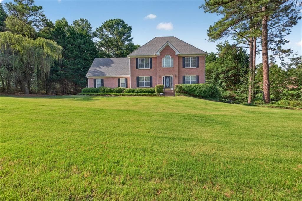 3 bedroom, 3 bathroom, 3,059 sq ft single family residence for sale at 860 Scenic Lake Drive, Lawrenceville, GA 30045 — photo 4