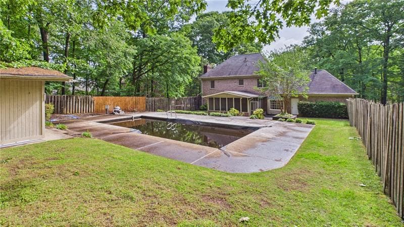 5 bedroom, 4 bathroom, 3,654 sq ft single family residence for sale at 2597 W Harvest Drive, Conyers, GA 30013 — photo 6