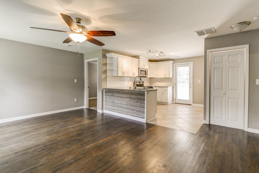 3 bedroom, 2 bathroom, 1,334 sq ft single family residence for rent at 567 Ashburton Avenue, Decatur, GA 30032 for $2,195 a month — photo 2