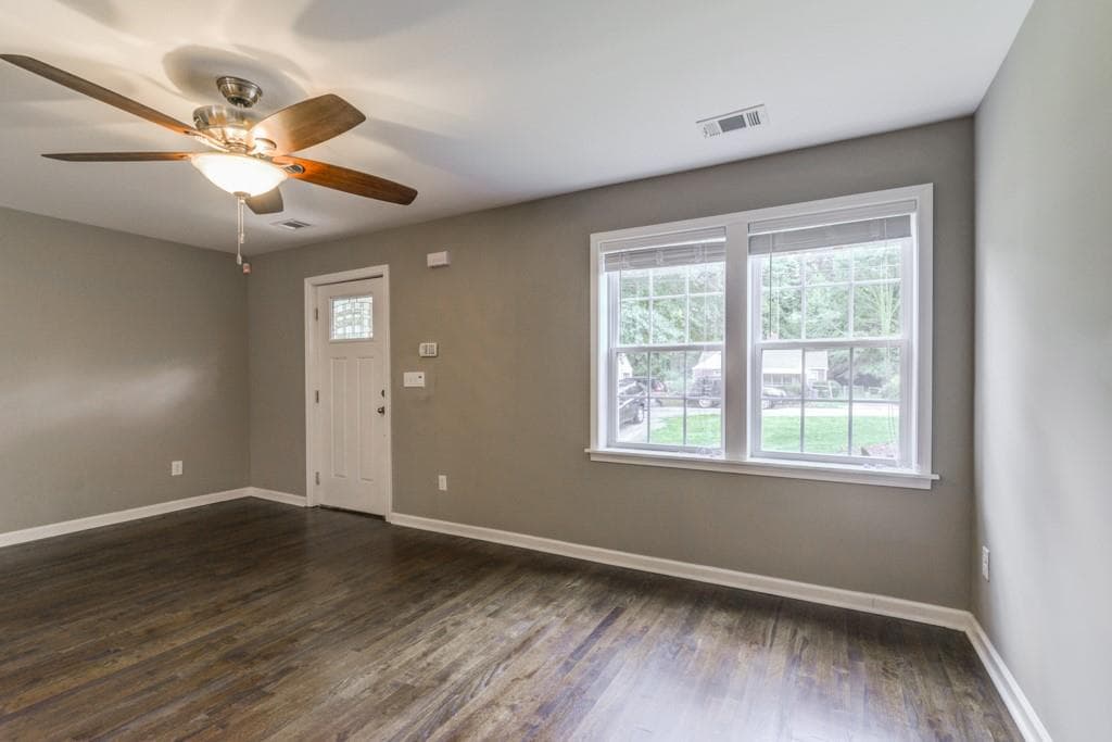 3 bedroom, 2 bathroom, 1,334 sq ft single family residence for rent at 567 Ashburton Avenue, Decatur, GA 30032 for $2,195 a month — photo 7