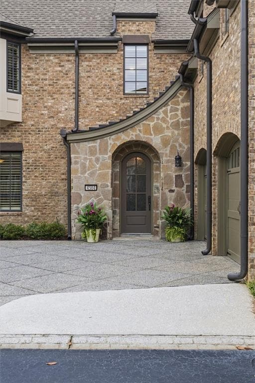 4 bedroom, 5 bathroom, 4,091 sq ft townhouse for sale at 4584 Woodlawn Gates Lane, Marietta, GA 30068 — photo 6