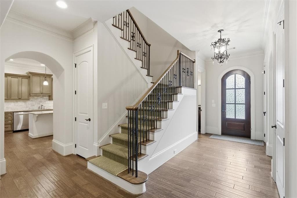 4 bedroom, 5 bathroom, 4,091 sq ft townhouse for sale at 4584 Woodlawn Gates Lane, Marietta, GA 30068 — photo 8
