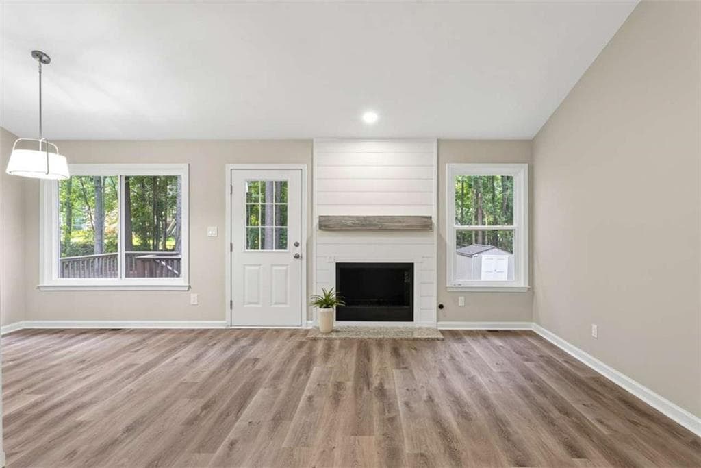 6 bedroom, 3 bathroom, 2,768 sq ft single family residence under contract at 13 Old Mill Court, Stockbridge, GA 30281 — photo 5