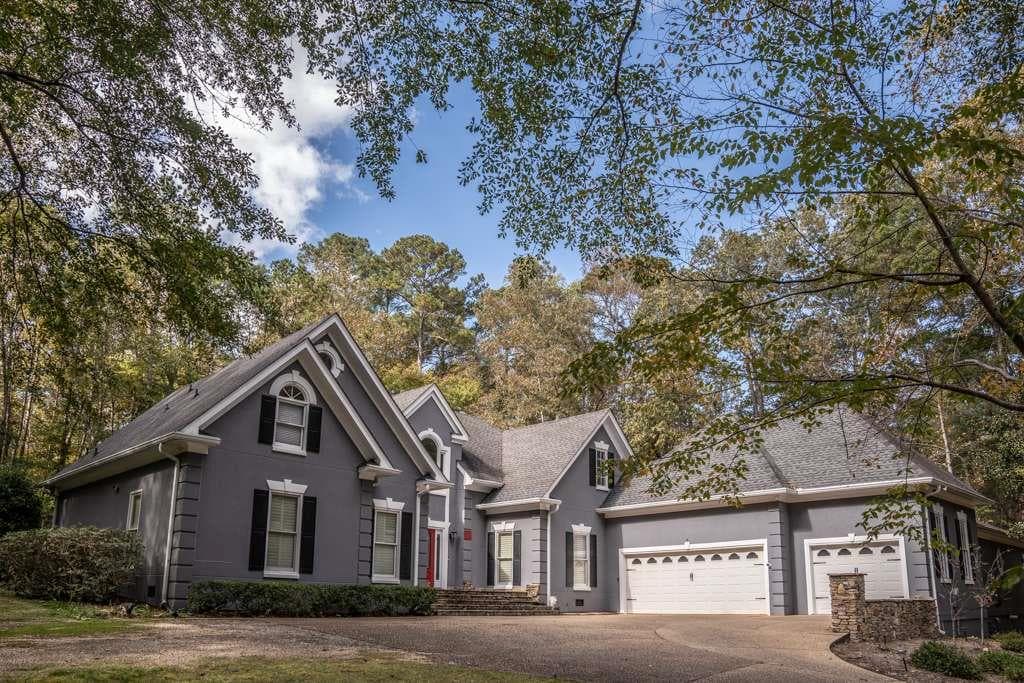 6 bedroom, 5 bathroom, 5,200 sq ft single family residence for sale at 21 River Pine Drive, Rome, GA 30165 — photo 2